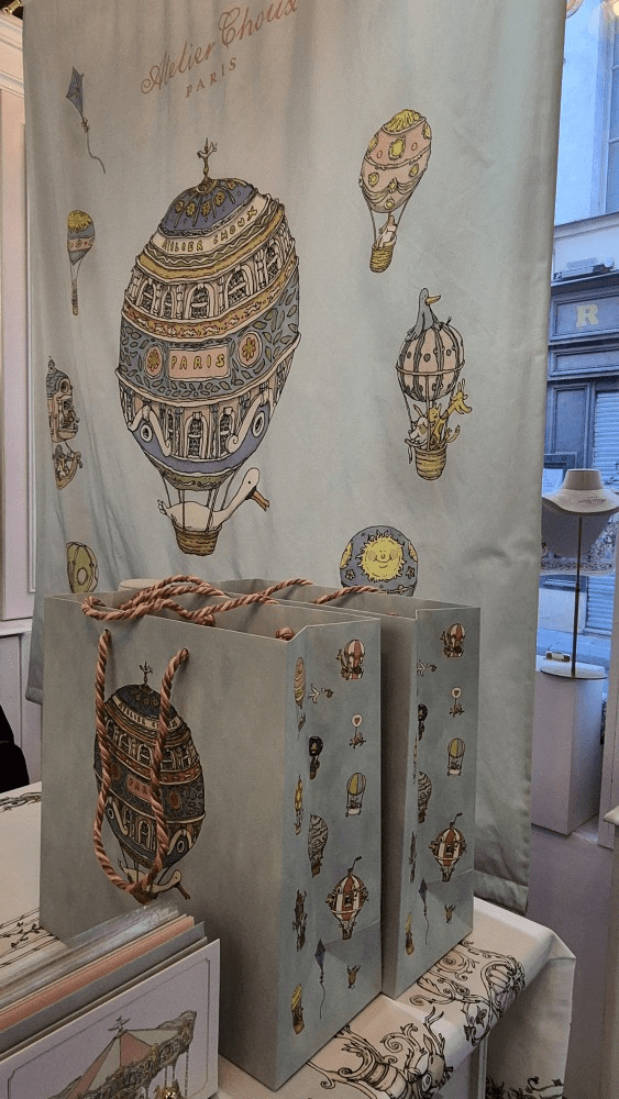 아뜰리에슈 파리 매장 사진 - 박스 포장