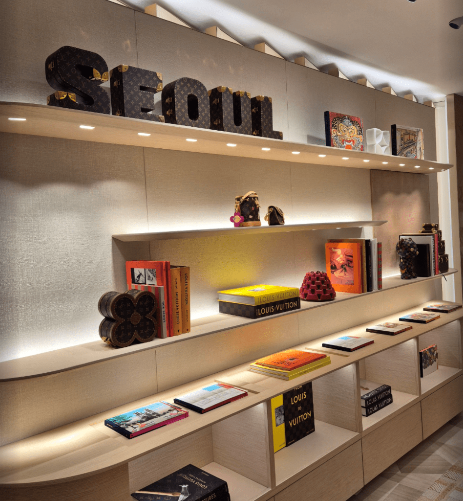 루이비통 전시 사진