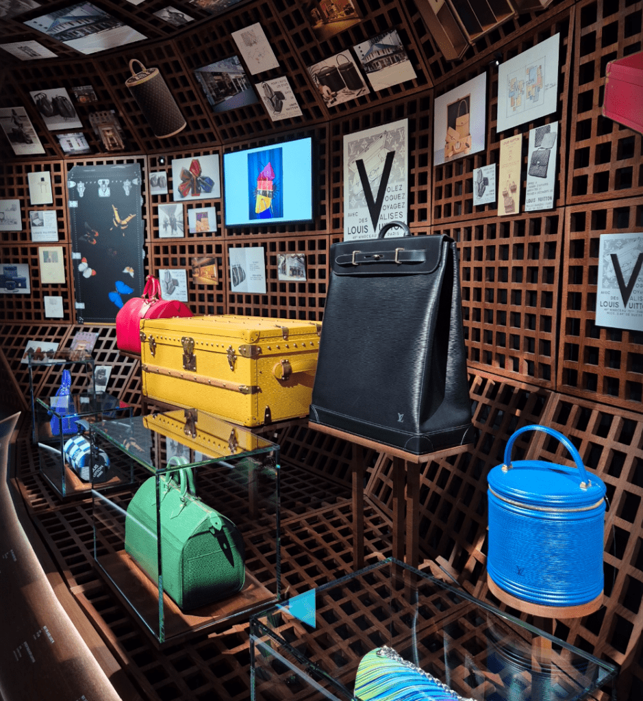 루이비통 전시 사진